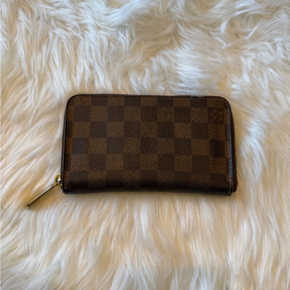 Zippy Compact Wallet